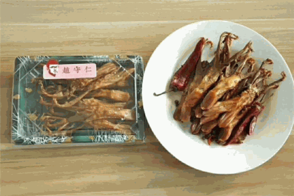 赵守仁鸭脖