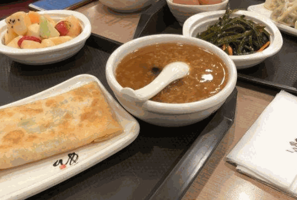 多多和馅饼