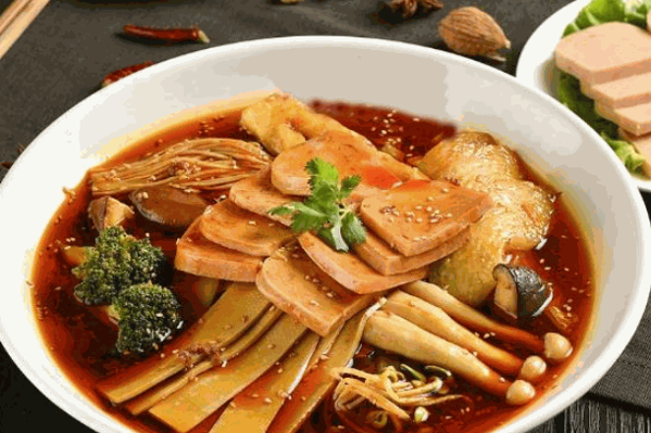杨国福麻辣烫店