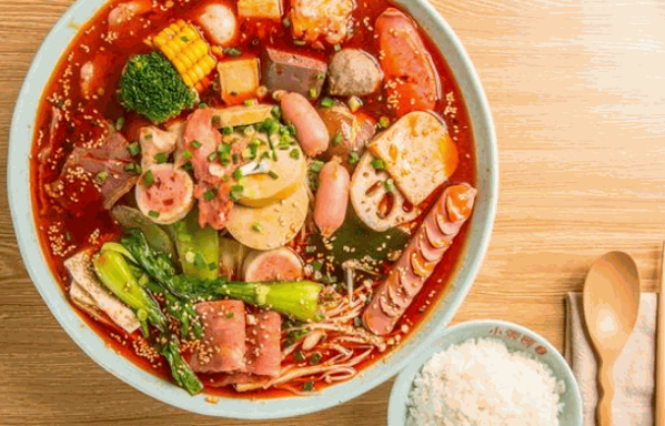 杨国福麻辣烫店
