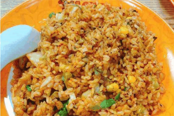 佳味佳易拉罐茶油炒饭