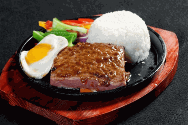 黑椒先生牛排扒饭