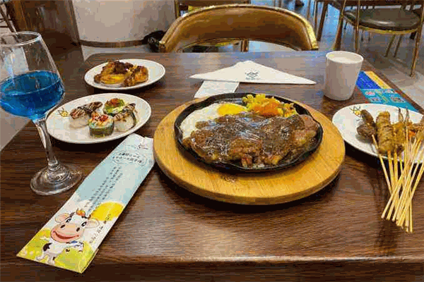 漫步客牛排餐厅