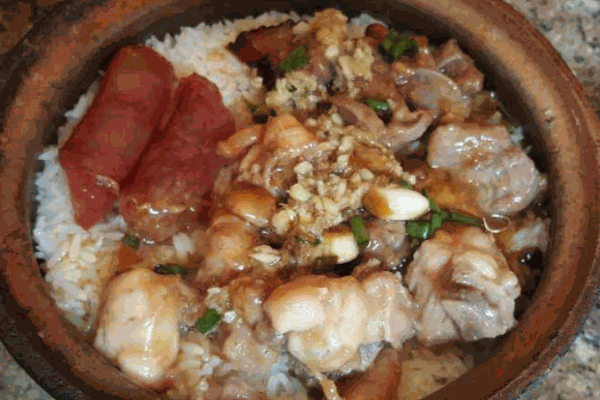 九色鹿煲仔饭