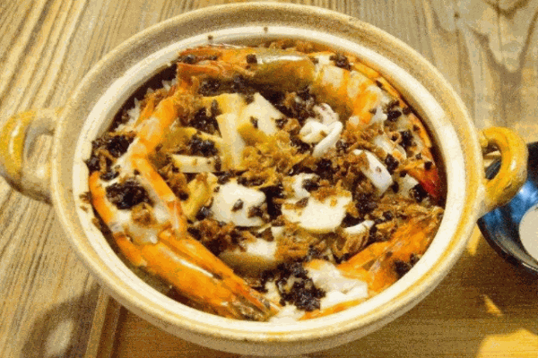 一煲一坐煲仔饭