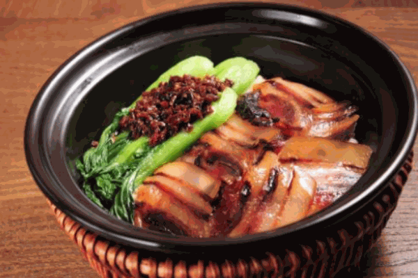 蜜咕哆煲仔饭