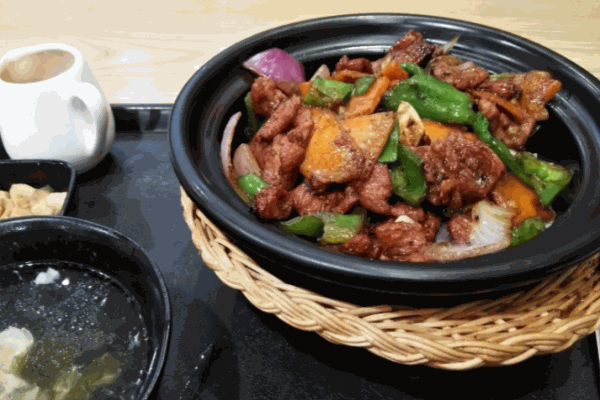 图口饭广式煲仔饭