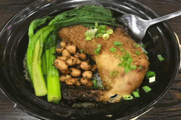 苏师傅煲仔饭