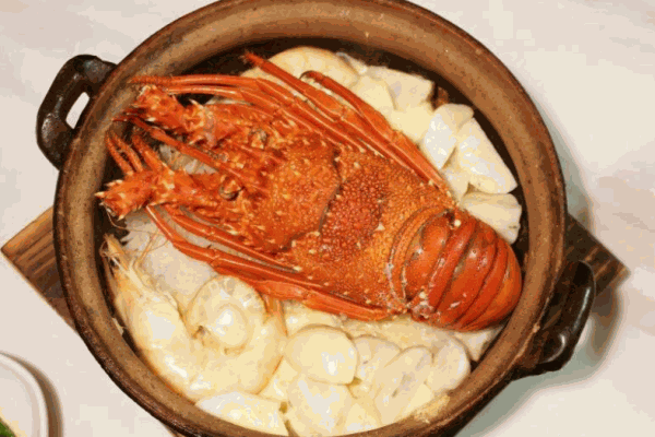 嫂妹煲仔饭