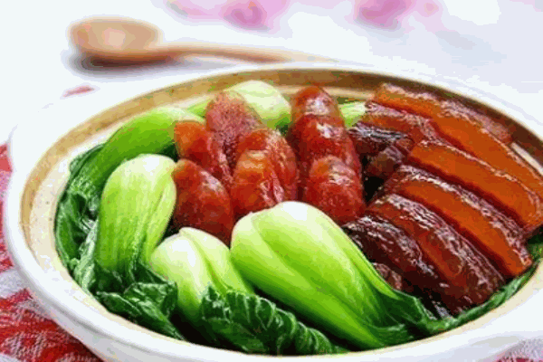 有宜家煲仔饭