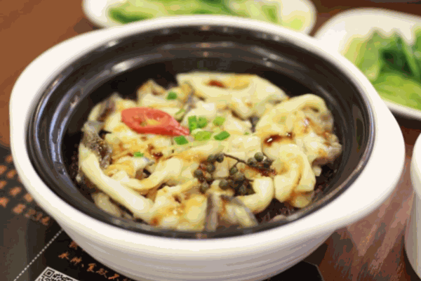 牛爷爷煲仔饭