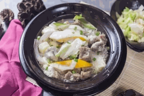 大鹏煲仔饭