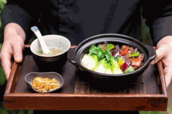 晓饭煲仔饭