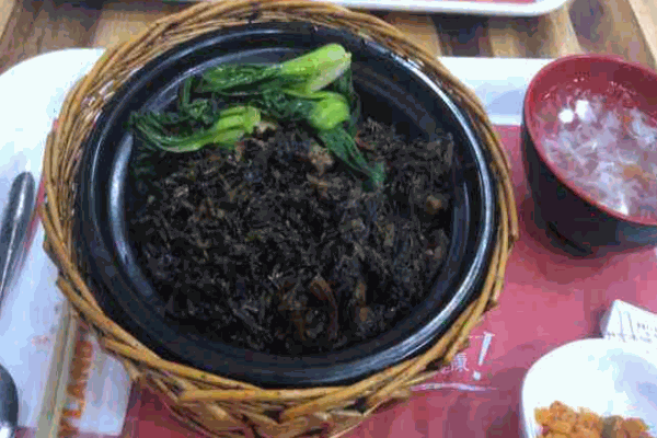 星期8煲仔饭