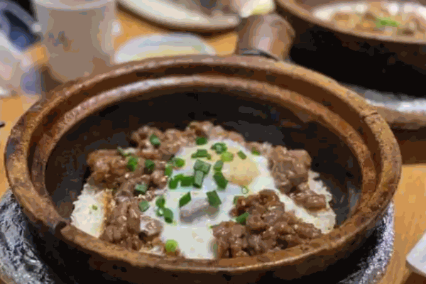 鲜嘀嘀煲仔饭