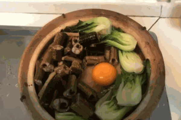 喷喷香煲仔饭
