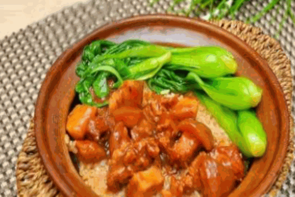 喷喷香煲仔饭