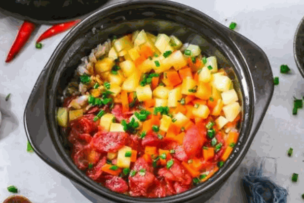 煲再碗里煲仔饭