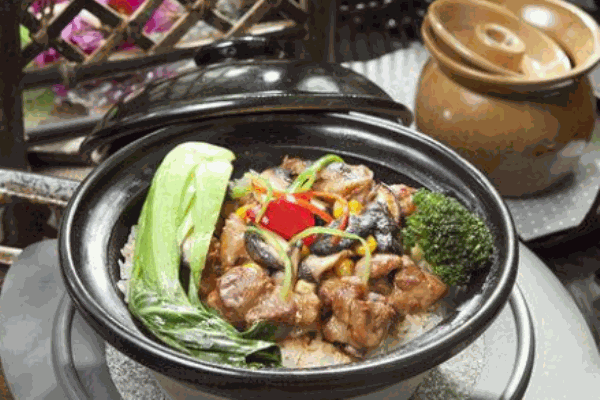阿章煲仔饭
