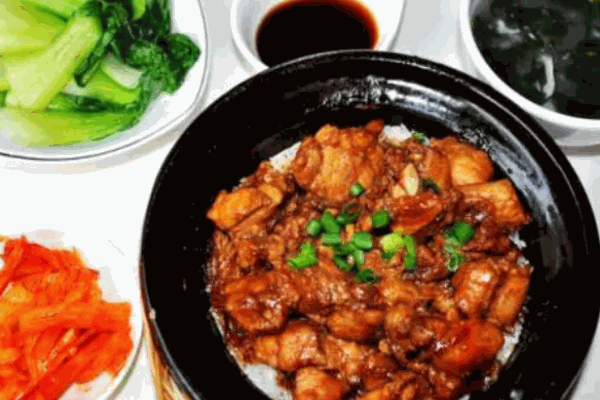 噗火煲仔饭