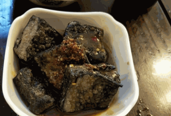 雄逗逗老长沙臭豆腐
