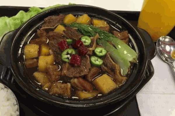 阿粮煲仔饭