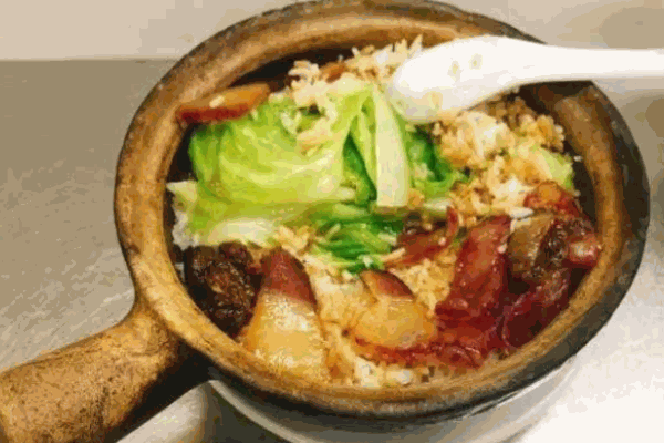 阿粮煲仔饭