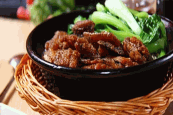 菜花湘煲仔饭