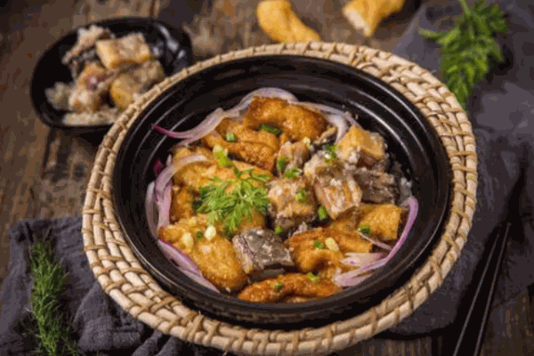 一扬煲仔饭