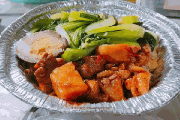 冠道煲仔饭