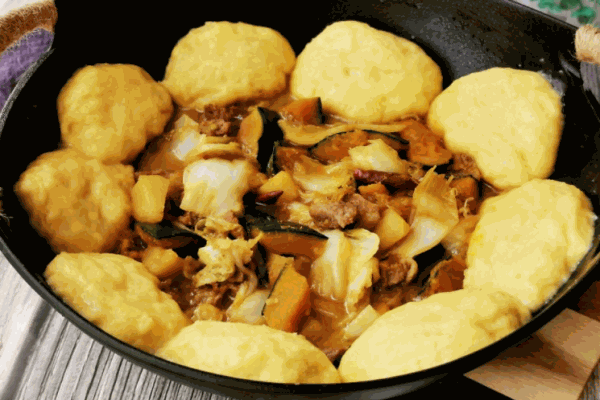 大骨贴饼子