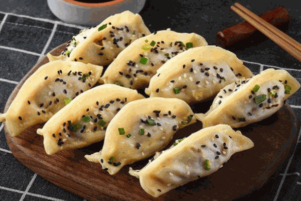 锅贴总动员