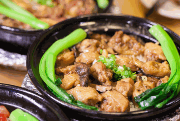 宽饭煲仔饭