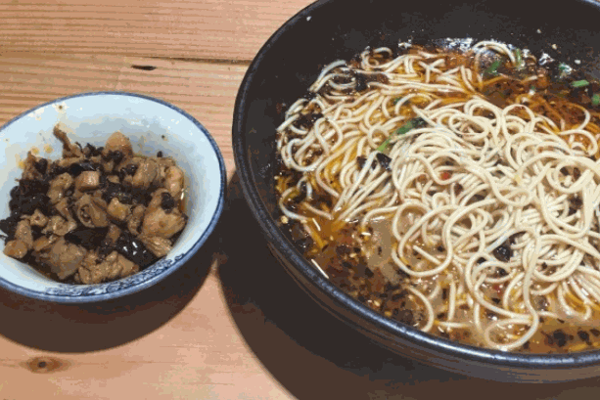 真味重庆小面