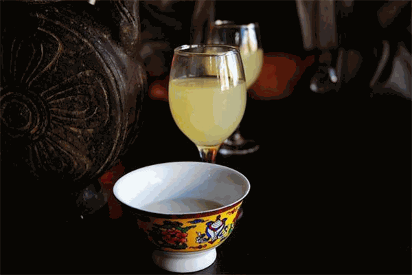 互助青稞酒