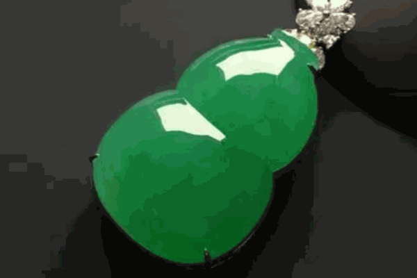 萃龍翡翠