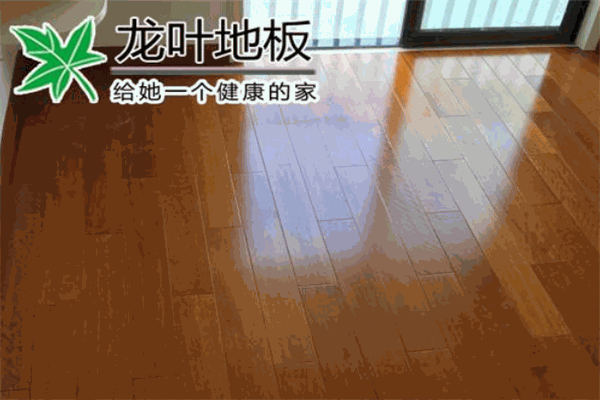 龙叶地板