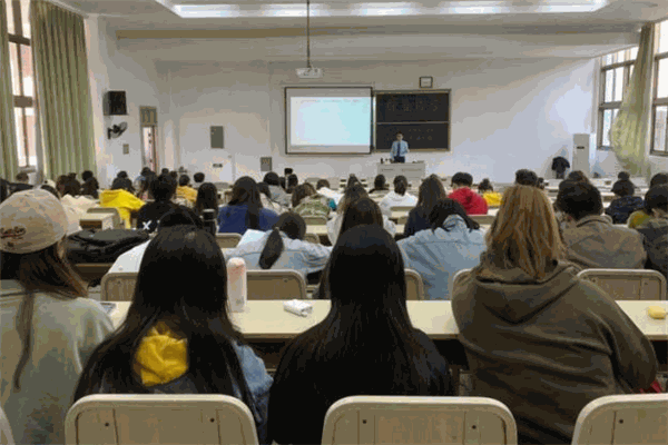 海聚留学