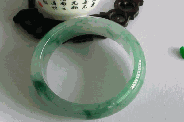 玉美翠