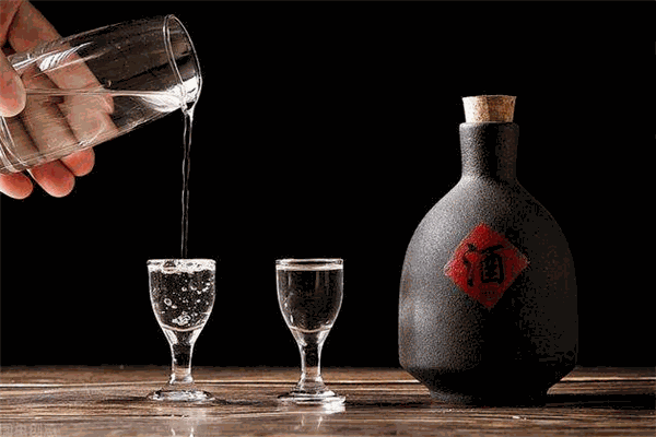 巴王酒业