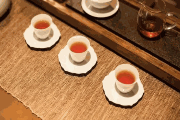 八友茶叶