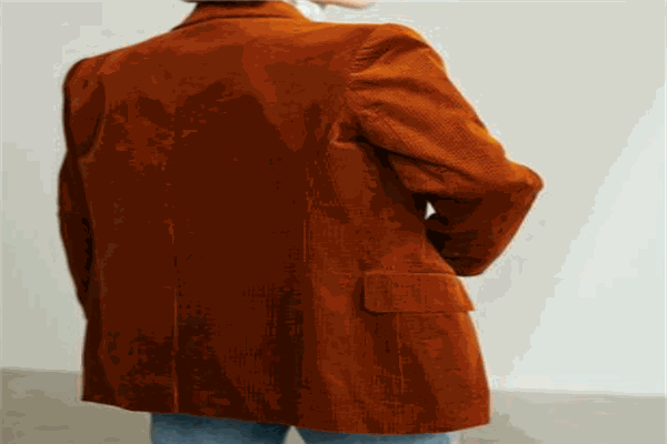 初人服饰