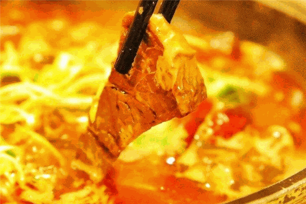 九食牛板筋火锅