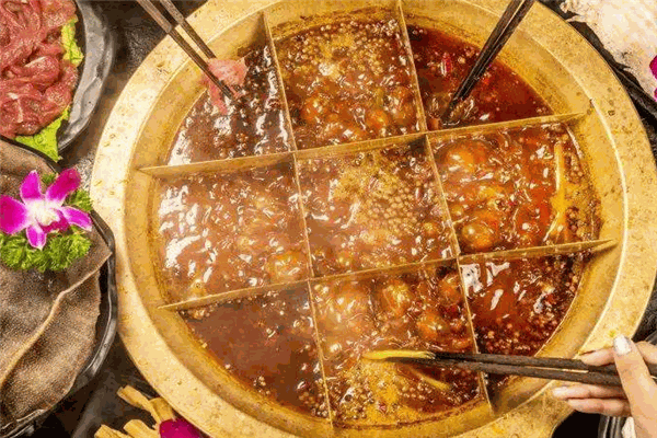 青石板重庆老灶火锅