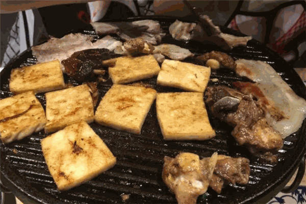 炙高自助烤肉
