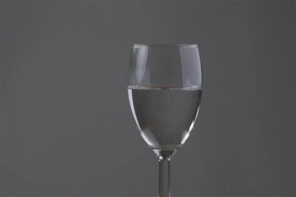 吉中吉酒业