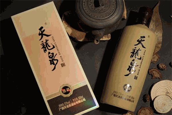 天龙泉白酒