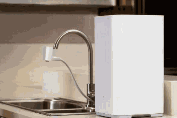 绿康源净水器