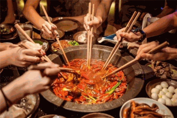 玉琴老火锅
