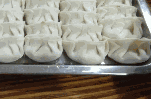 四海现包水饺研究所